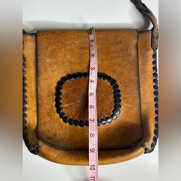 Vintage Rare Find Tooled Rustic Boho Leather Bag w /Floral Design - Picture 12 of 13